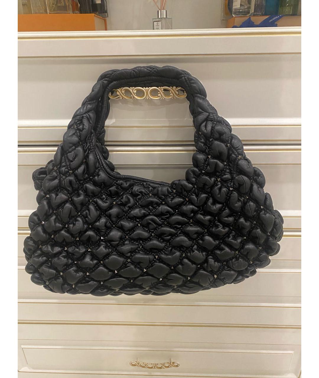 VALENTINO Черная кожаная сумка с короткими ручками, фото 3