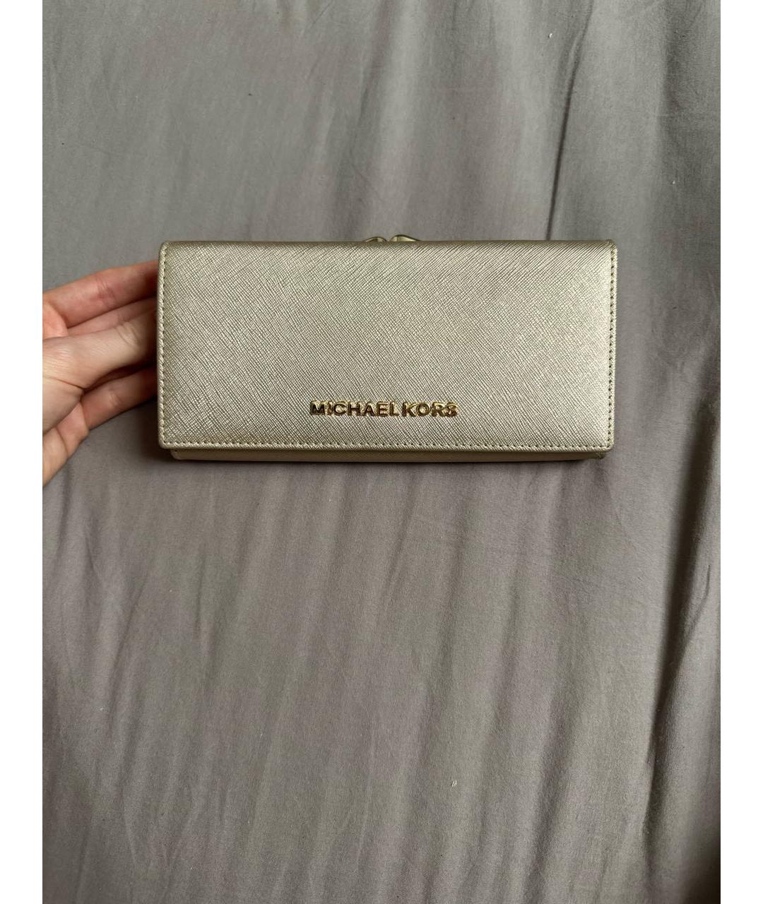 MICHAEL KORS Золотой кожаный кошелек, фото 5