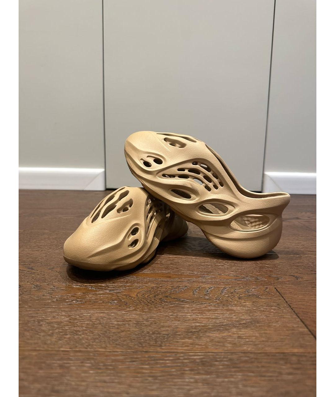 ADIDAS YEEZY Коричневые резиновые сандалии, фото 2