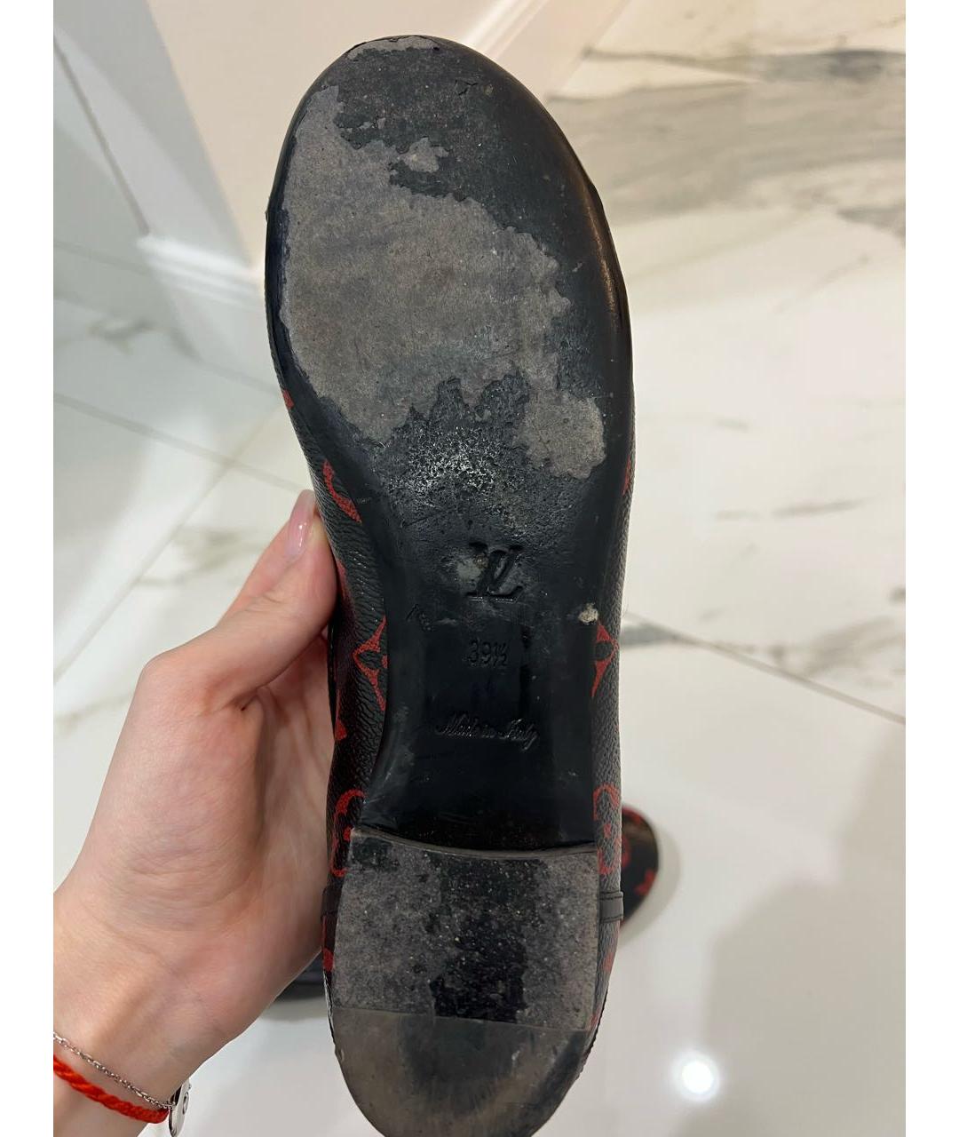 LOUIS VUITTON Черные кожаные балетки, фото 4