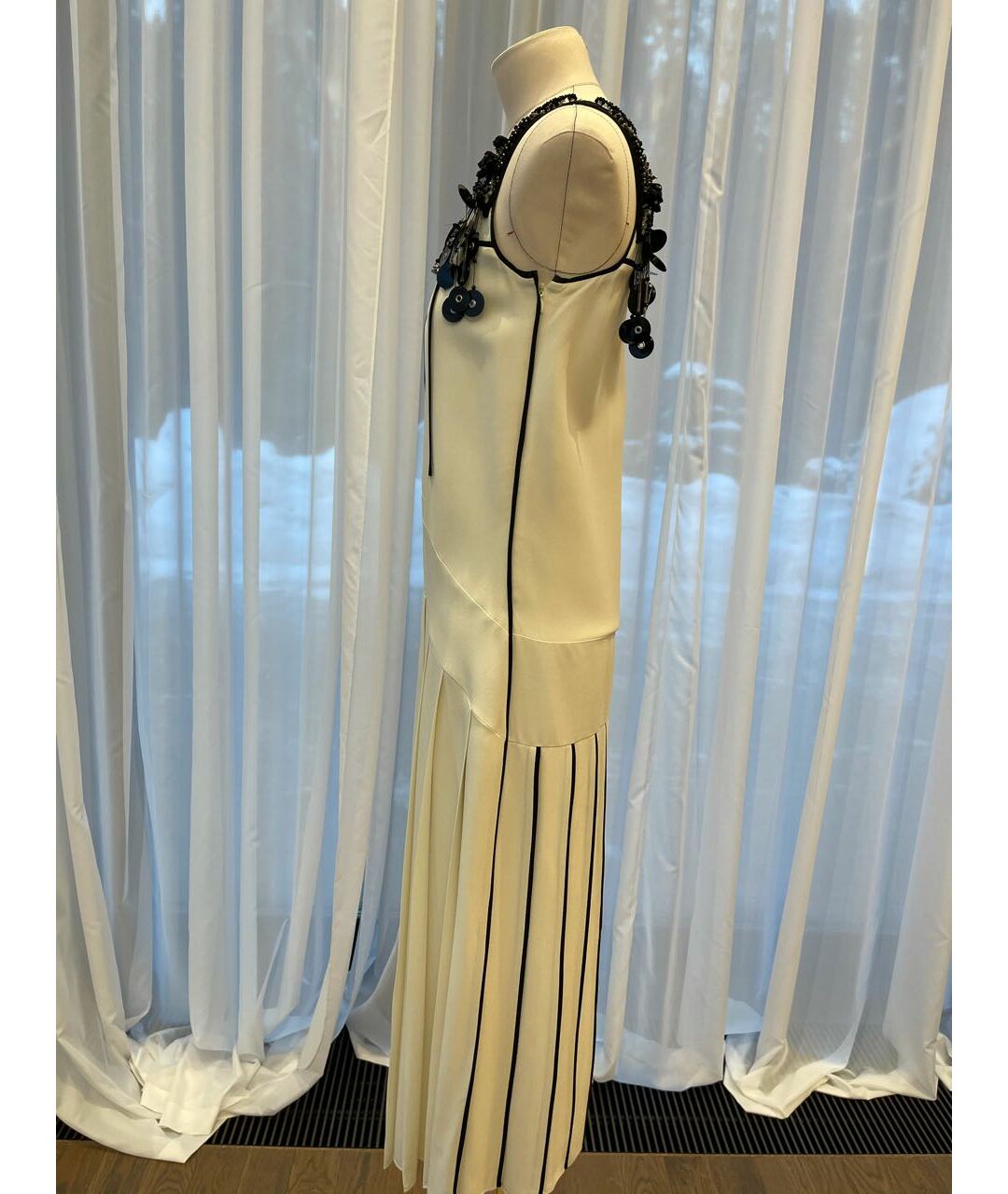 PRADA Бежевое шелковое коктейльное платье, фото 5