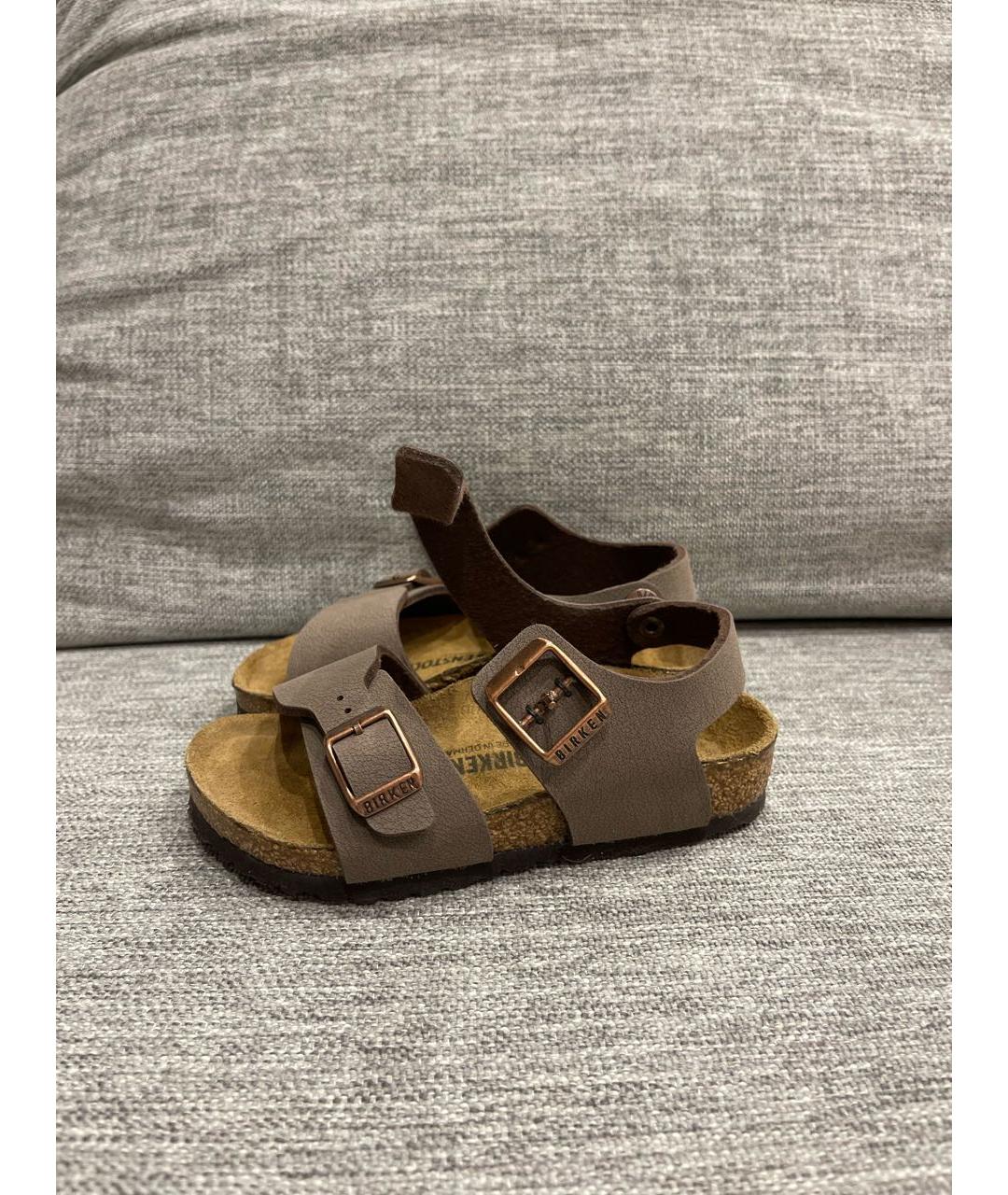 BIRKENSTOCK KIDS Коричневые кожаные сандалии и шлепанцы, фото 7