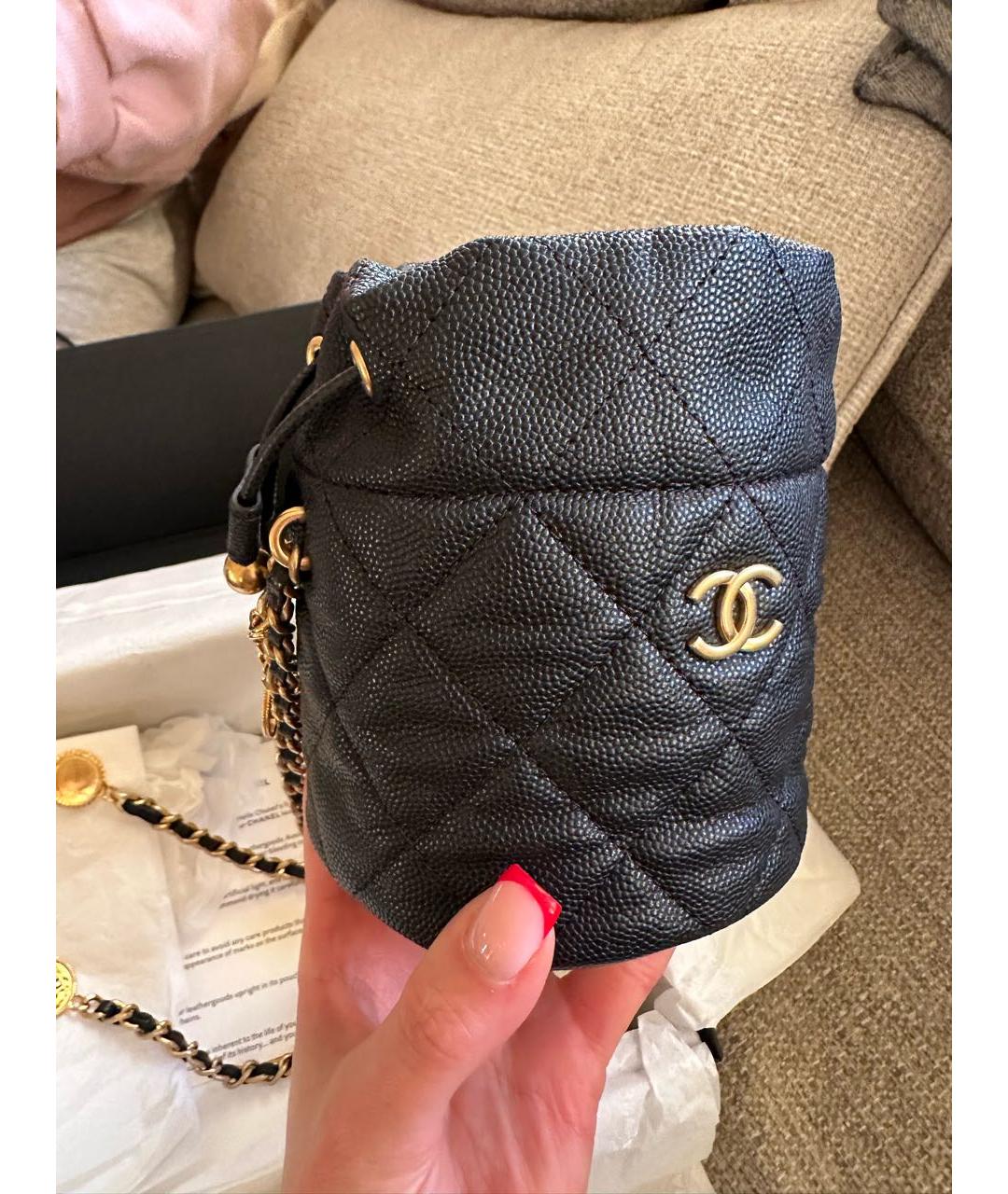 CHANEL Черная кожаная сумка через плечо, фото 3