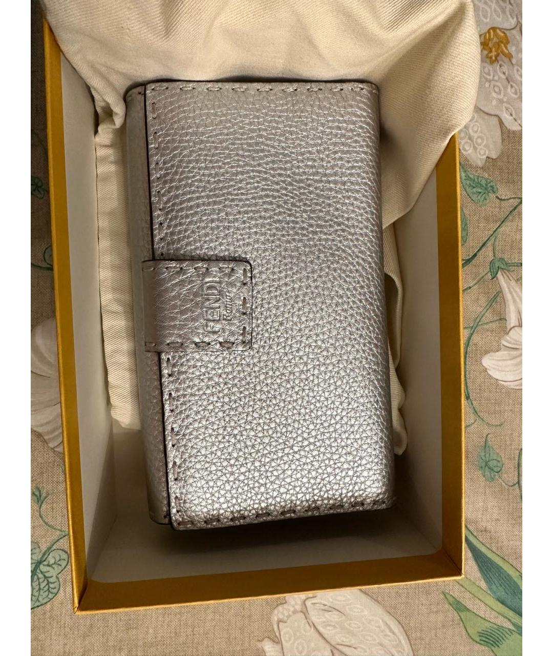 FENDI Серебрянный кожаный кошелек, фото 2