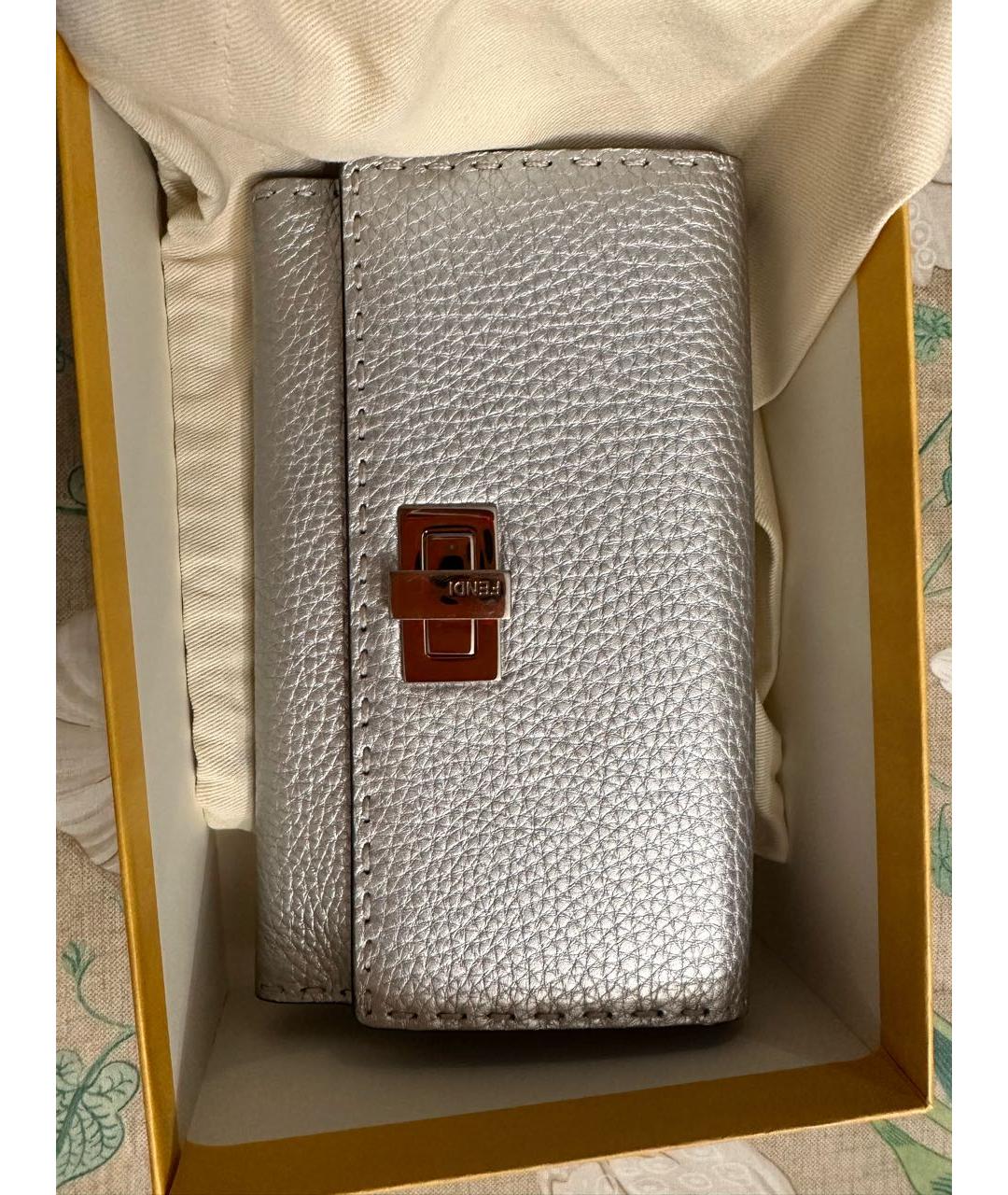 FENDI Серебрянный кожаный кошелек, фото 5