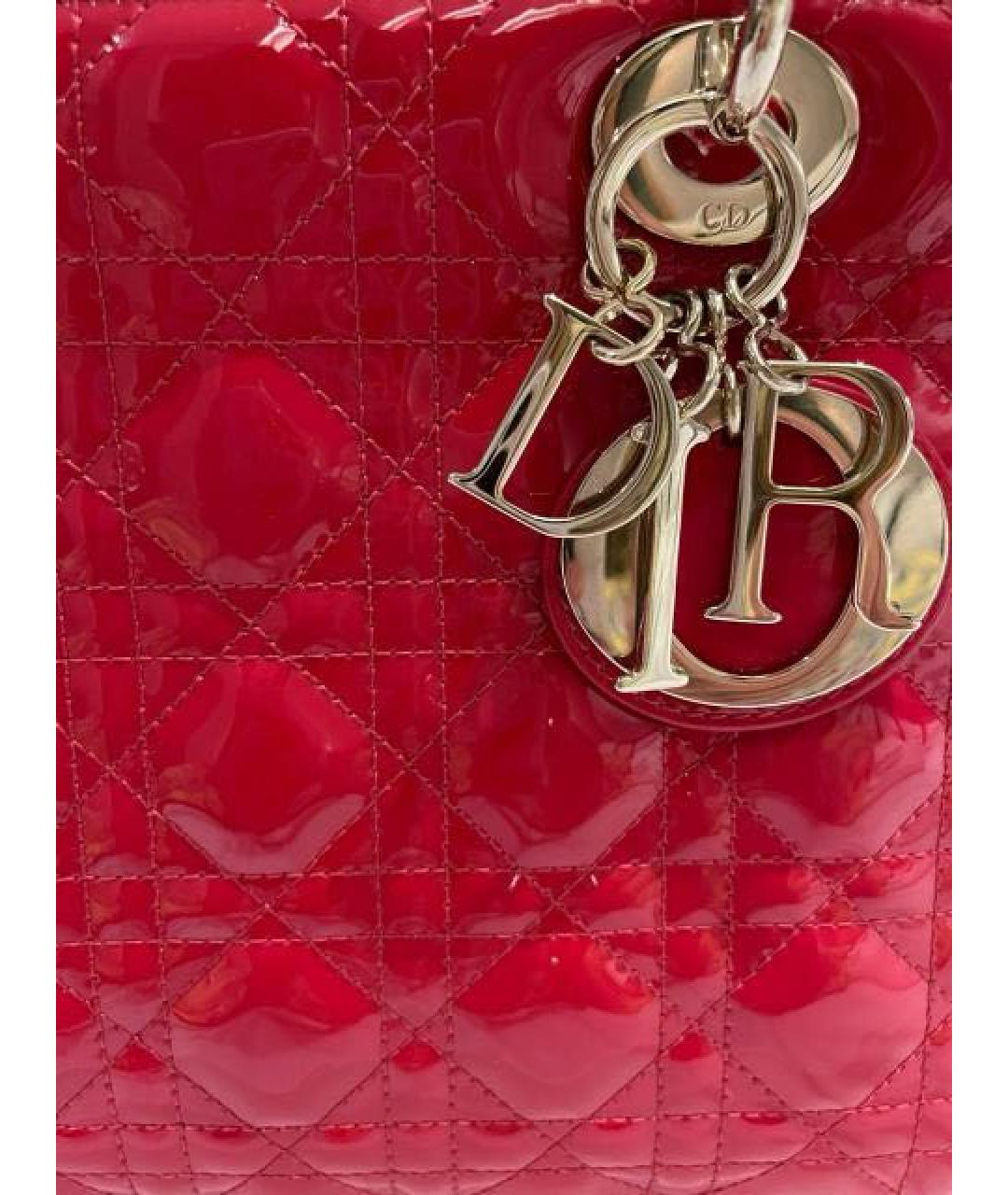 CHRISTIAN DIOR PRE-OWNED Красная сумка с короткими ручками из лакированной кожи, фото 4