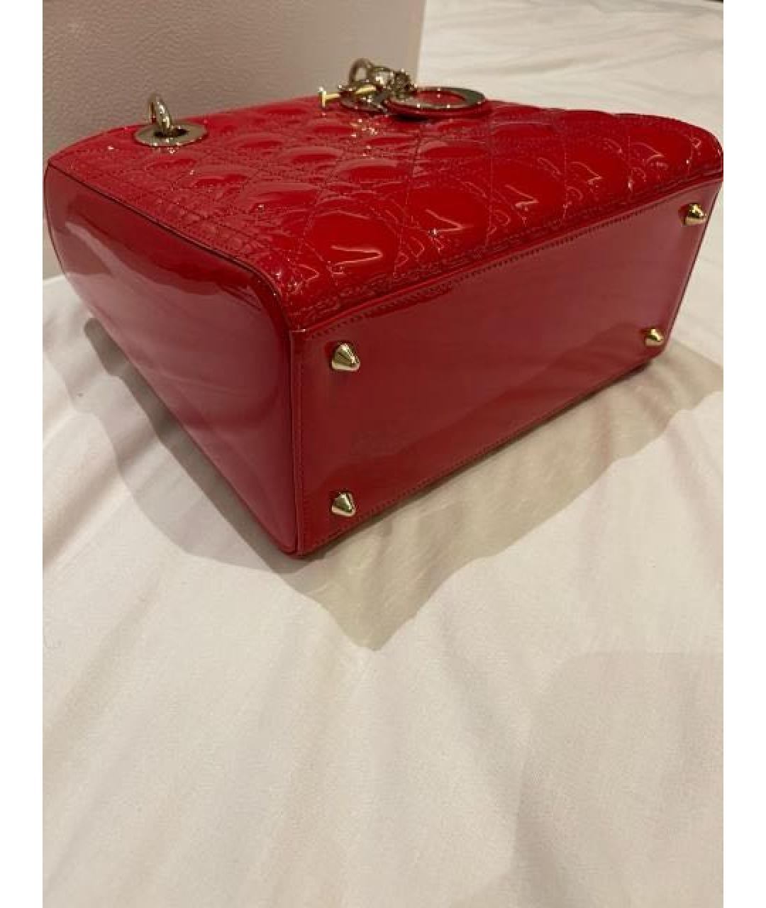 CHRISTIAN DIOR PRE-OWNED Красная сумка с короткими ручками из лакированной кожи, фото 5