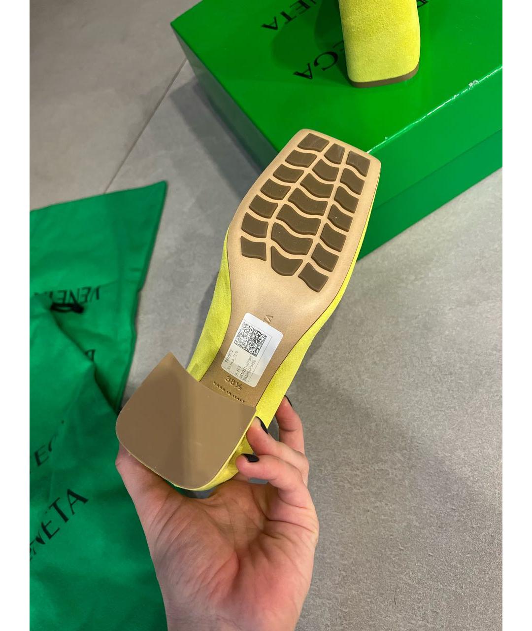 BOTTEGA VENETA Желтые замшевые туфли, фото 5