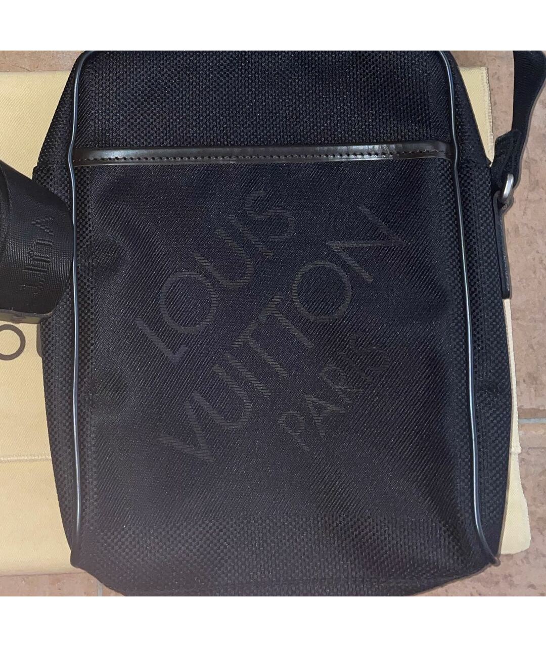 LOUIS VUITTON PRE-OWNED Черная сумка на плечо, фото 2