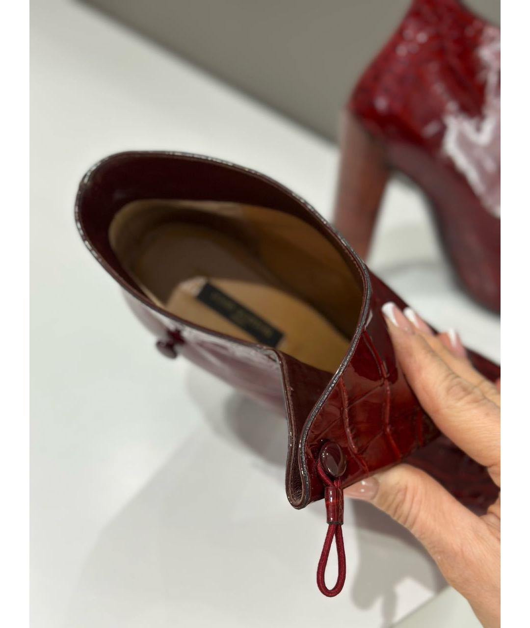 LOUIS VUITTON Красные ботильоны из лакированной кожи, фото 4