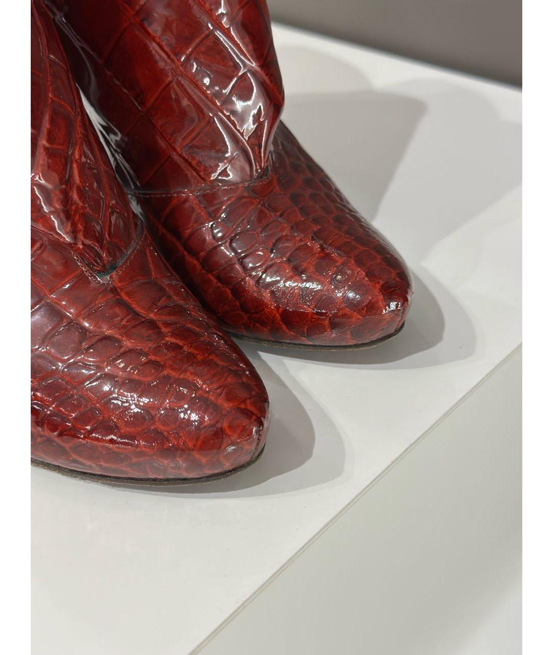 LOUIS VUITTON Красные ботильоны из лакированной кожи, фото 6