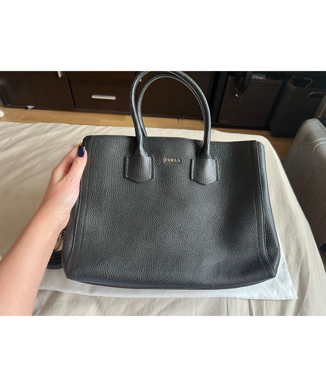 FURLA Черная кожаная сумка тоут, фото 2
