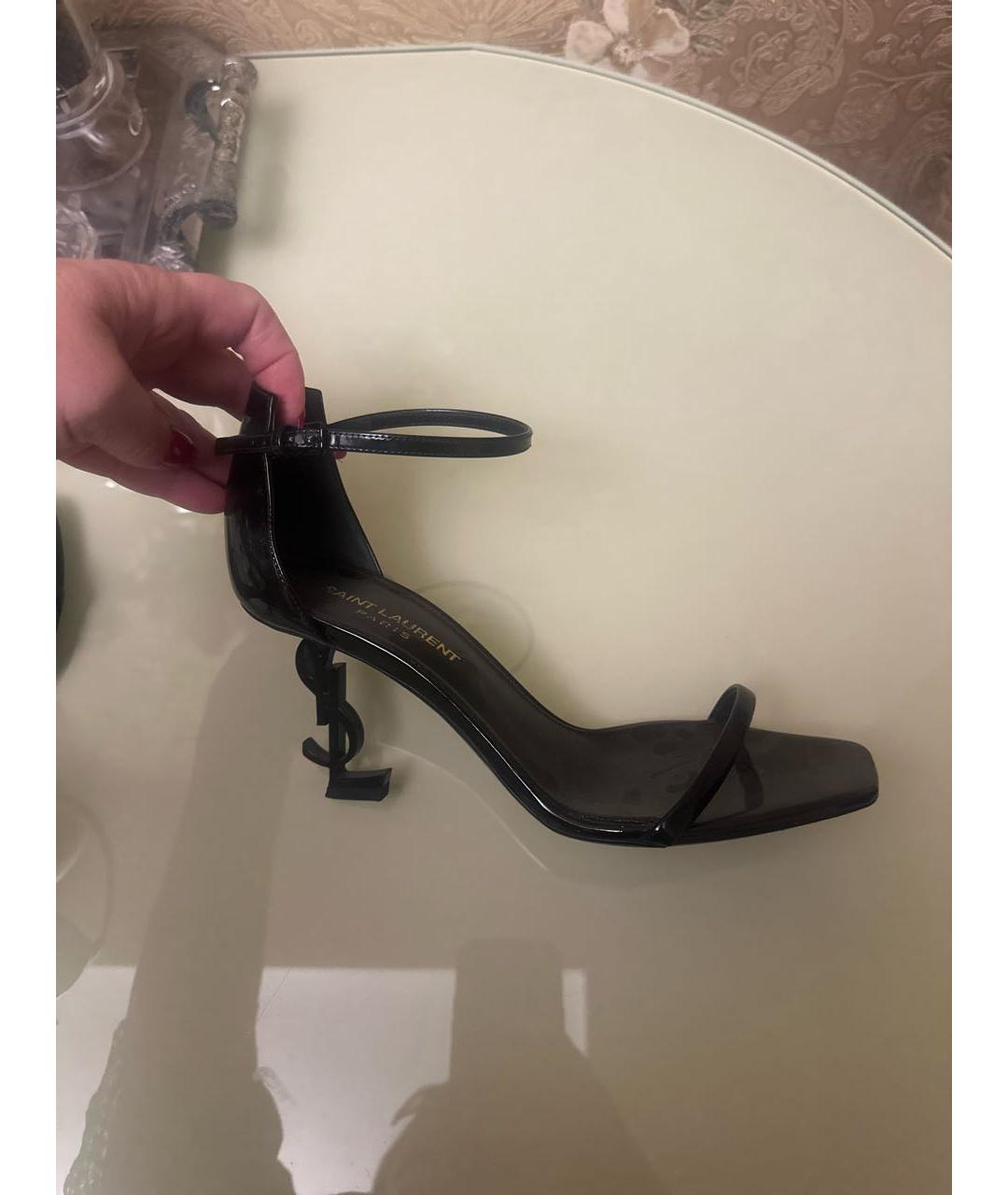 SAINT LAURENT Черные босоножки из лакированной кожи, фото 6