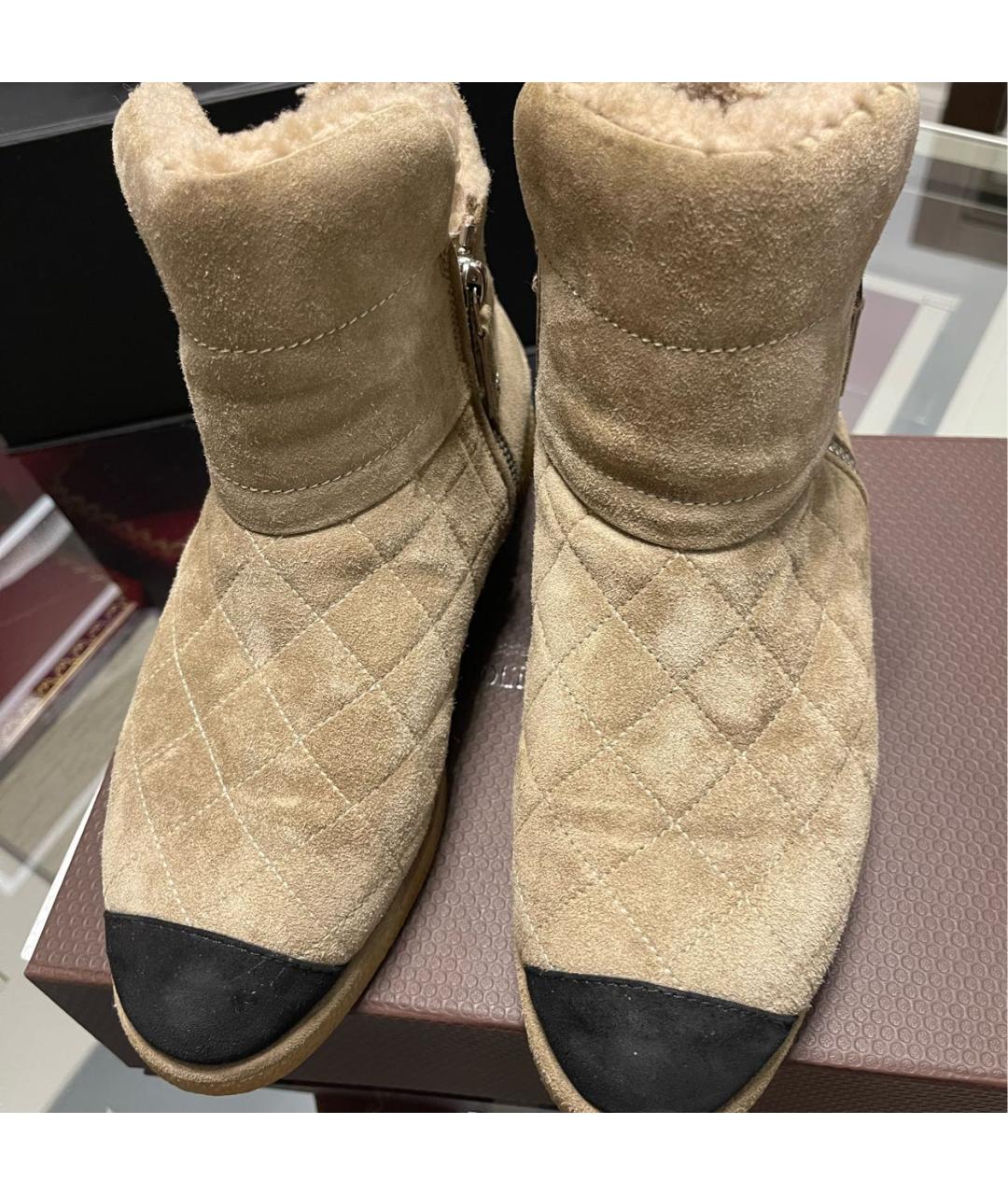 CHANEL Бежевые замшевые полусапоги, фото 2
