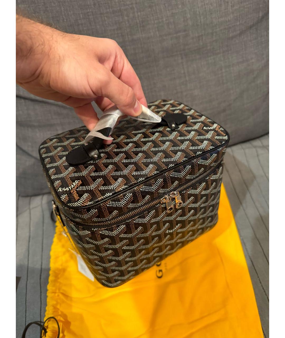 Goyard picnic outlet trunk