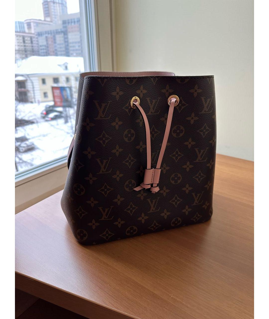 LOUIS VUITTON Коричневая сумка через плечо из искусственной кожи, фото 2