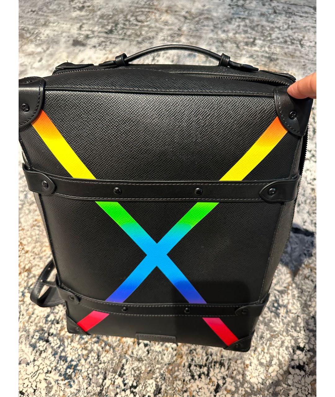 LOUIS VUITTON Черный кожаный рюкзак, фото 2