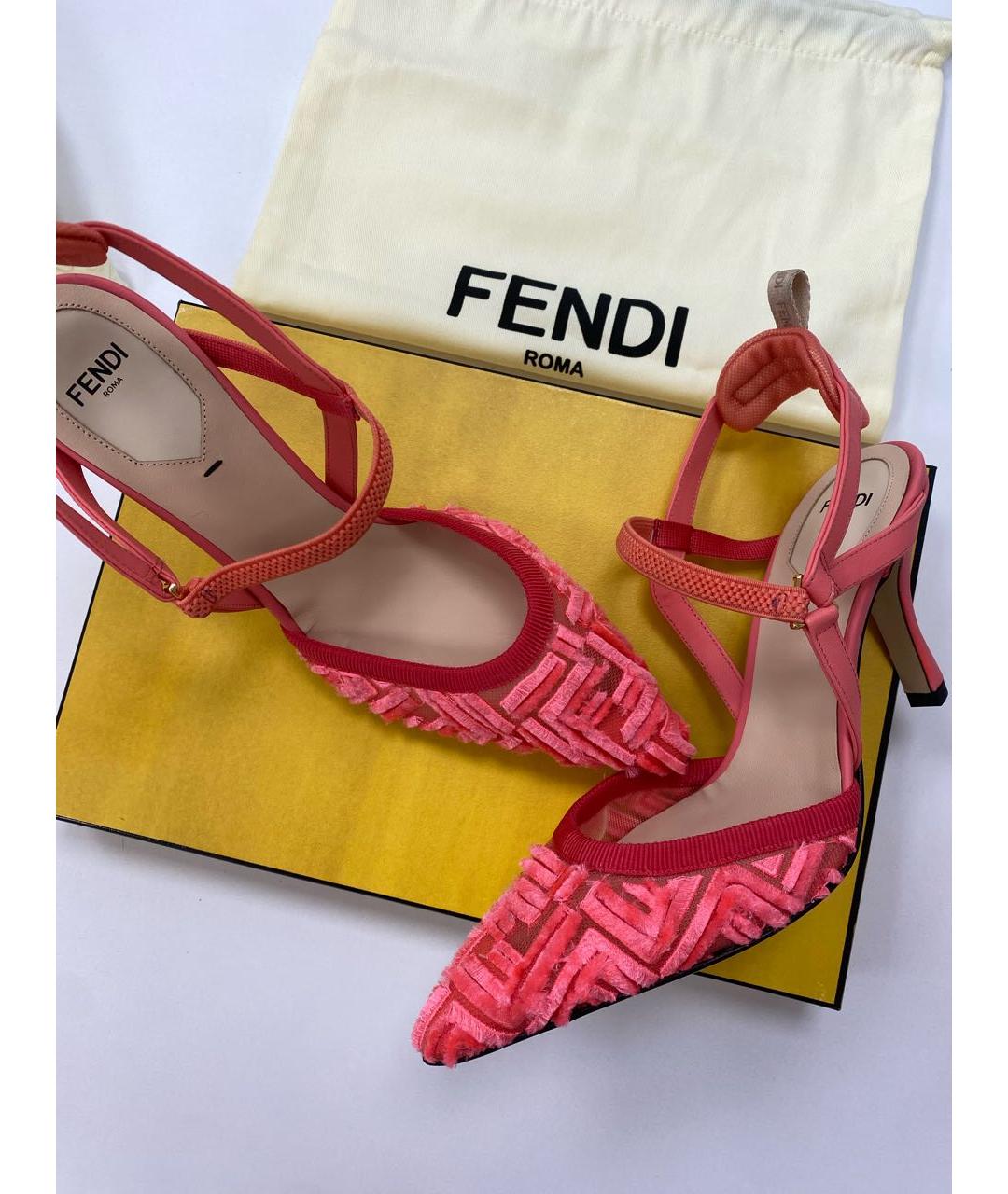 FENDI Коралловые бархатные туфли, фото 6