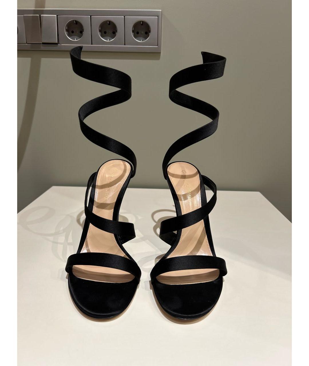 GIANVITO ROSSI Черные босоножки, фото 2