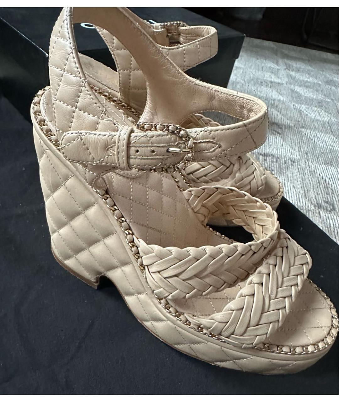 CHANEL Бежевые кожаные босоножки, фото 8