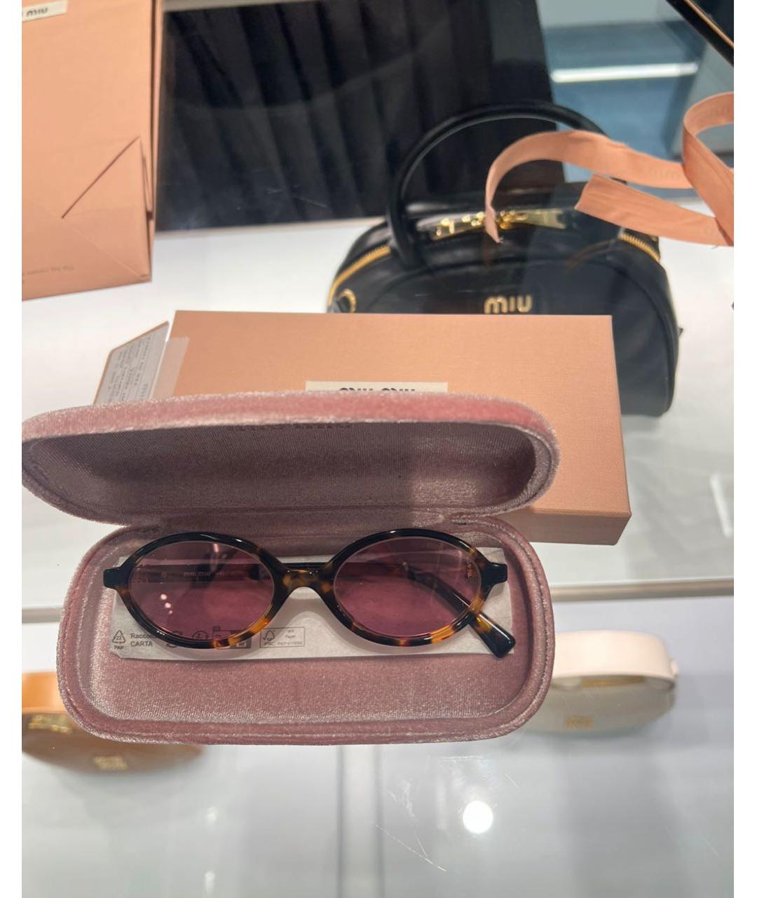 MIU MIU Коралловые солнцезащитные очки, фото 2