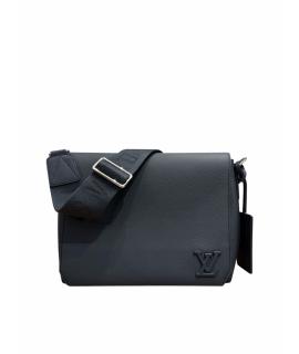 LOUIS VUITTON Сумка на плечо