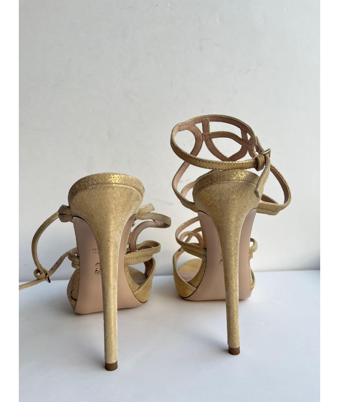 ERMANNO SCERVINO Золотые замшевые босоножки, фото 4