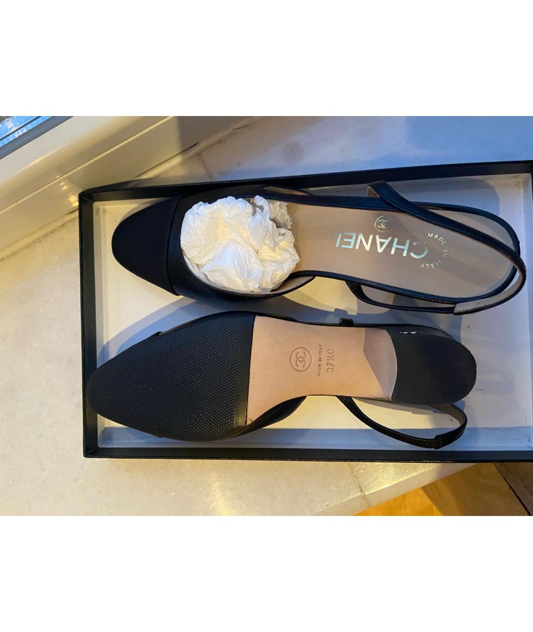 CHANEL Черные кожаные лодочки на низком каблуке, фото 3