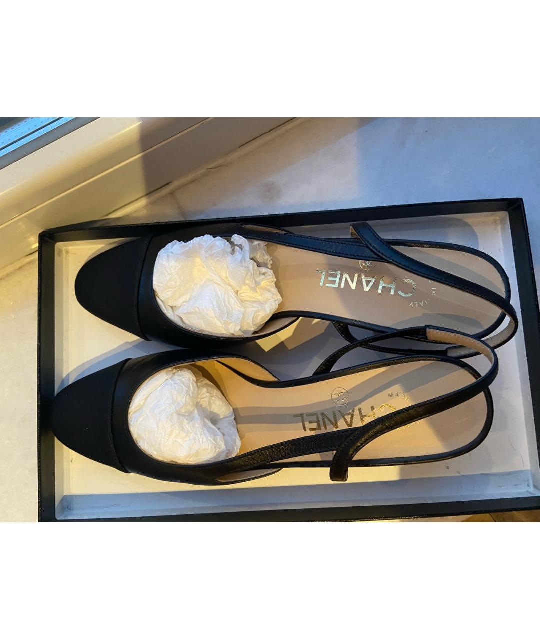 CHANEL Черные кожаные лодочки на низком каблуке, фото 4