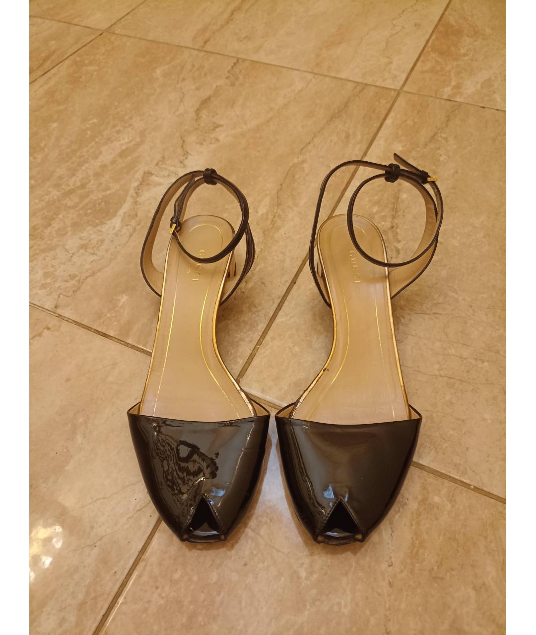 GUCCI Черные босоножки из лакированной кожи, фото 2