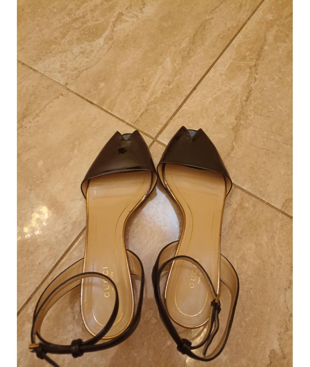GUCCI Черные босоножки из лакированной кожи, фото 3