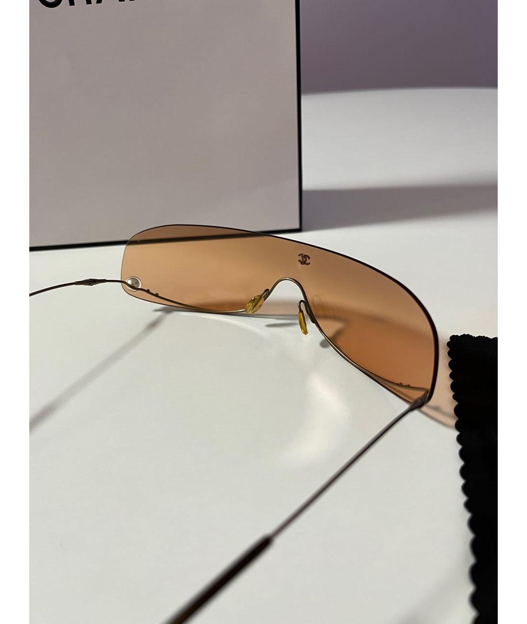 CHANEL PRE-OWNED Коричневые металлические солнцезащитные очки, фото 3