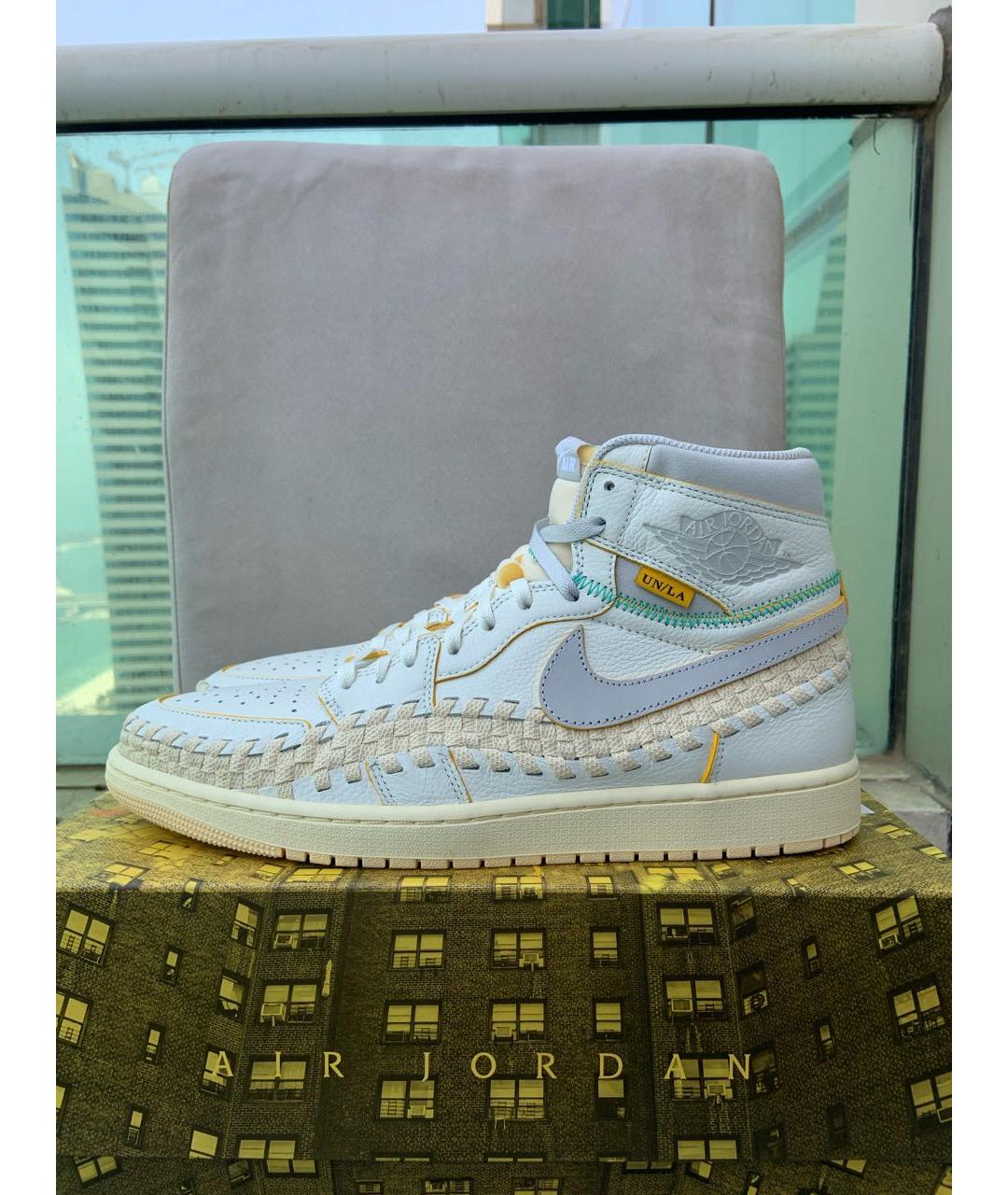 JORDAN Бежевые кожаные высокие кроссовки / кеды, фото 2