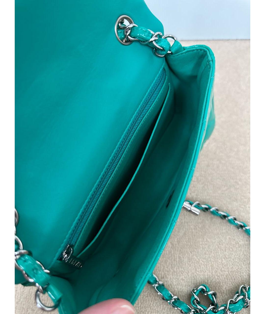 CHANEL PRE-OWNED Зеленая сумка через плечо из лакированной кожи, фото 4