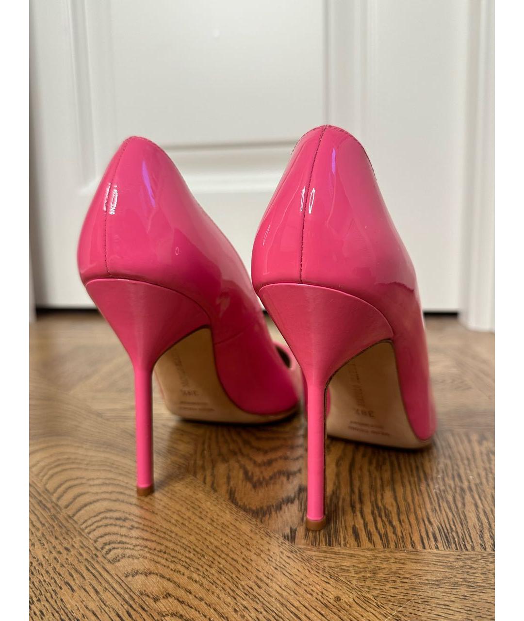 MANOLO BLAHNIK Розовые туфли из лакированной кожи, фото 8