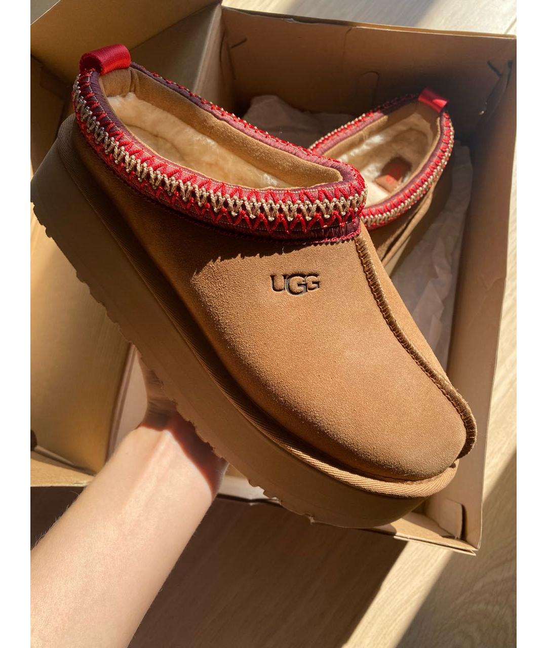 UGG AUSTRALIA Горчичные замшевые мюли, фото 3