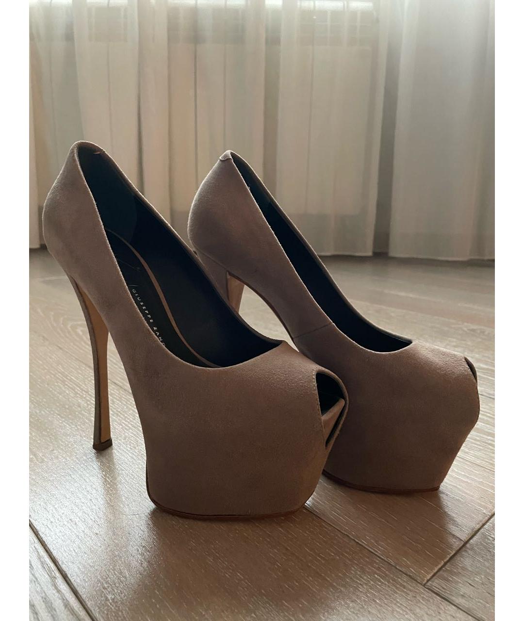 GIUSEPPE ZANOTTI DESIGN Бежевые замшевые босоножки, фото 5
