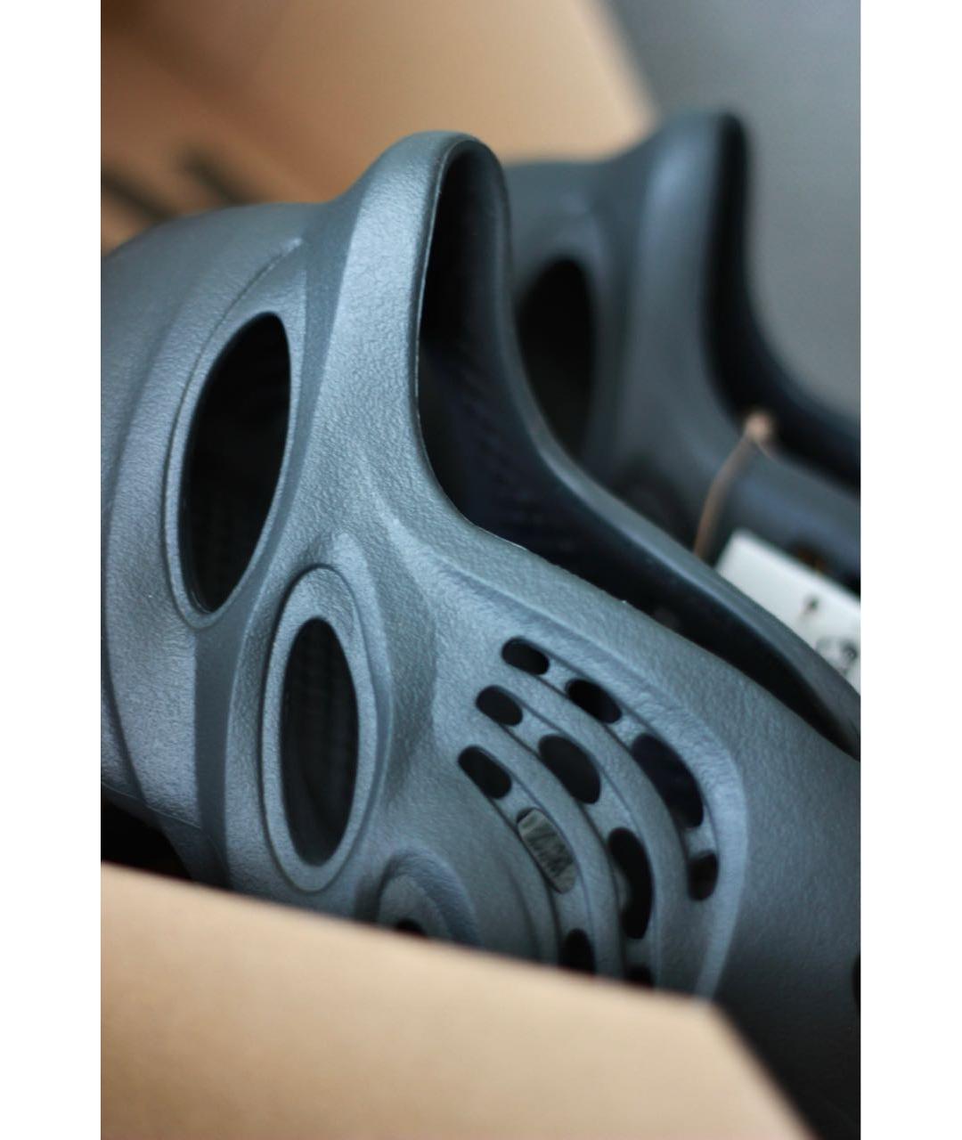 ADIDAS YEEZY Черные резиновые шлепанцы, фото 4