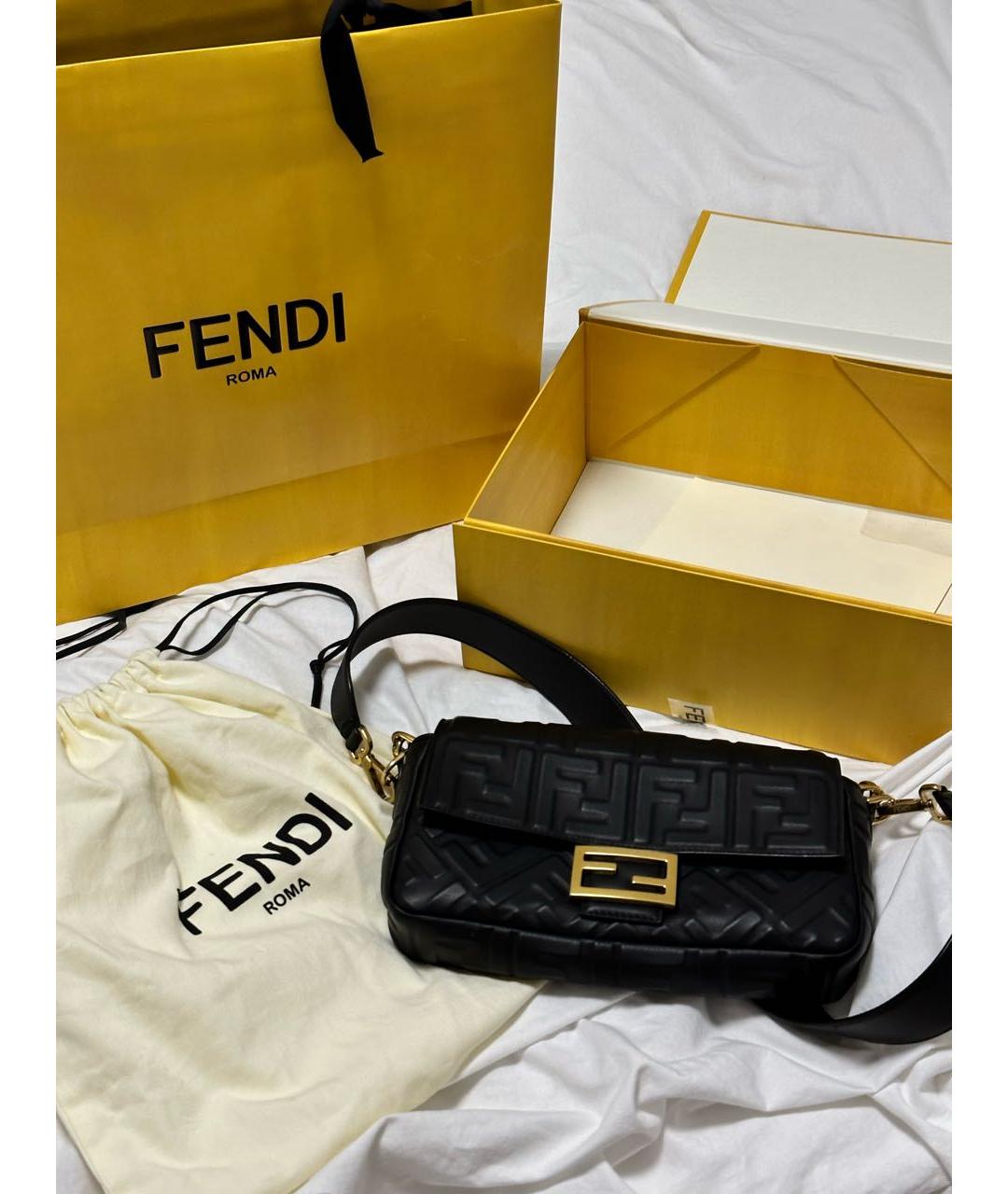 FENDI Черная кожаная сумка через плечо, фото 3