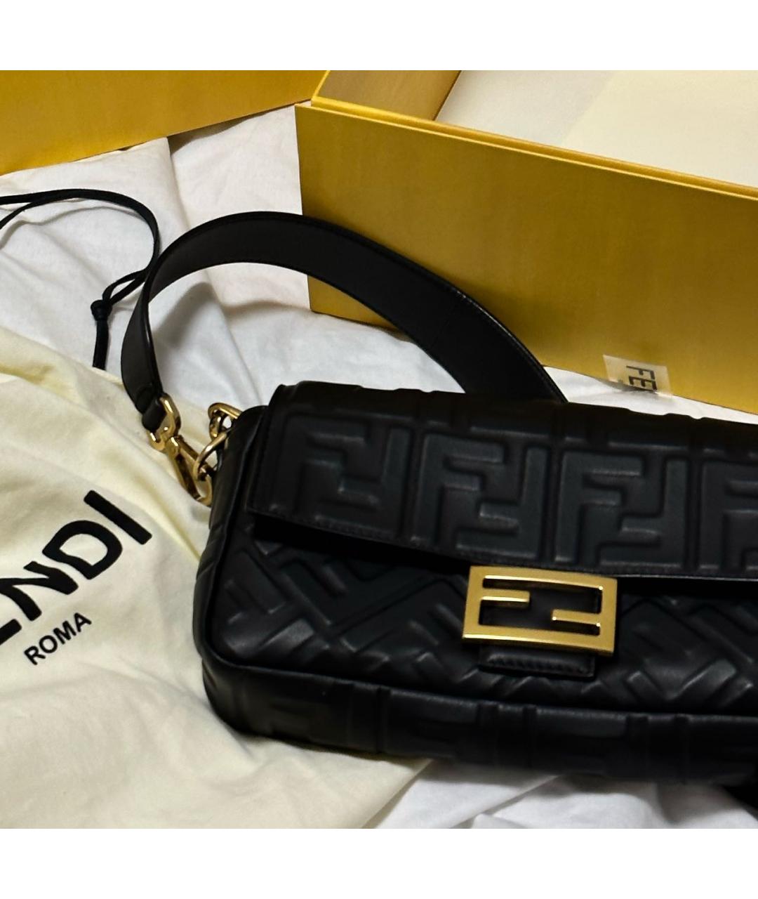 FENDI Черная кожаная сумка через плечо, фото 2