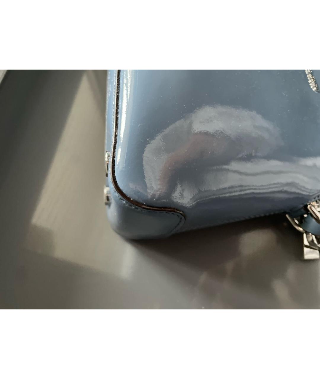 MICHAEL KORS Голубая сумка через плечо из лакированной кожи, фото 6