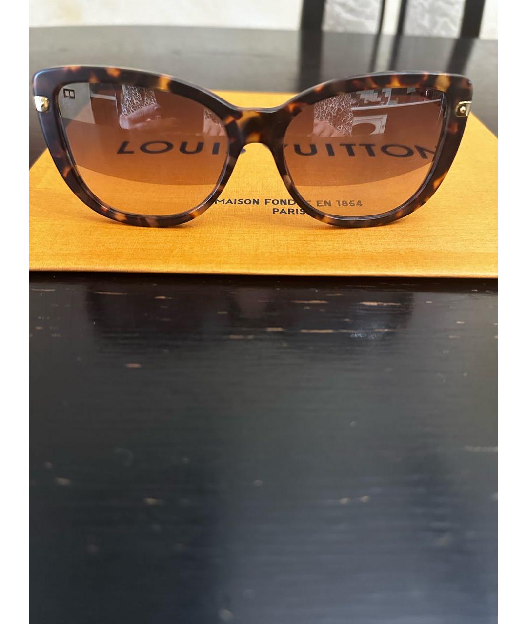 LOUIS VUITTON PRE-OWNED Коричневые солнцезащитные очки, фото 8