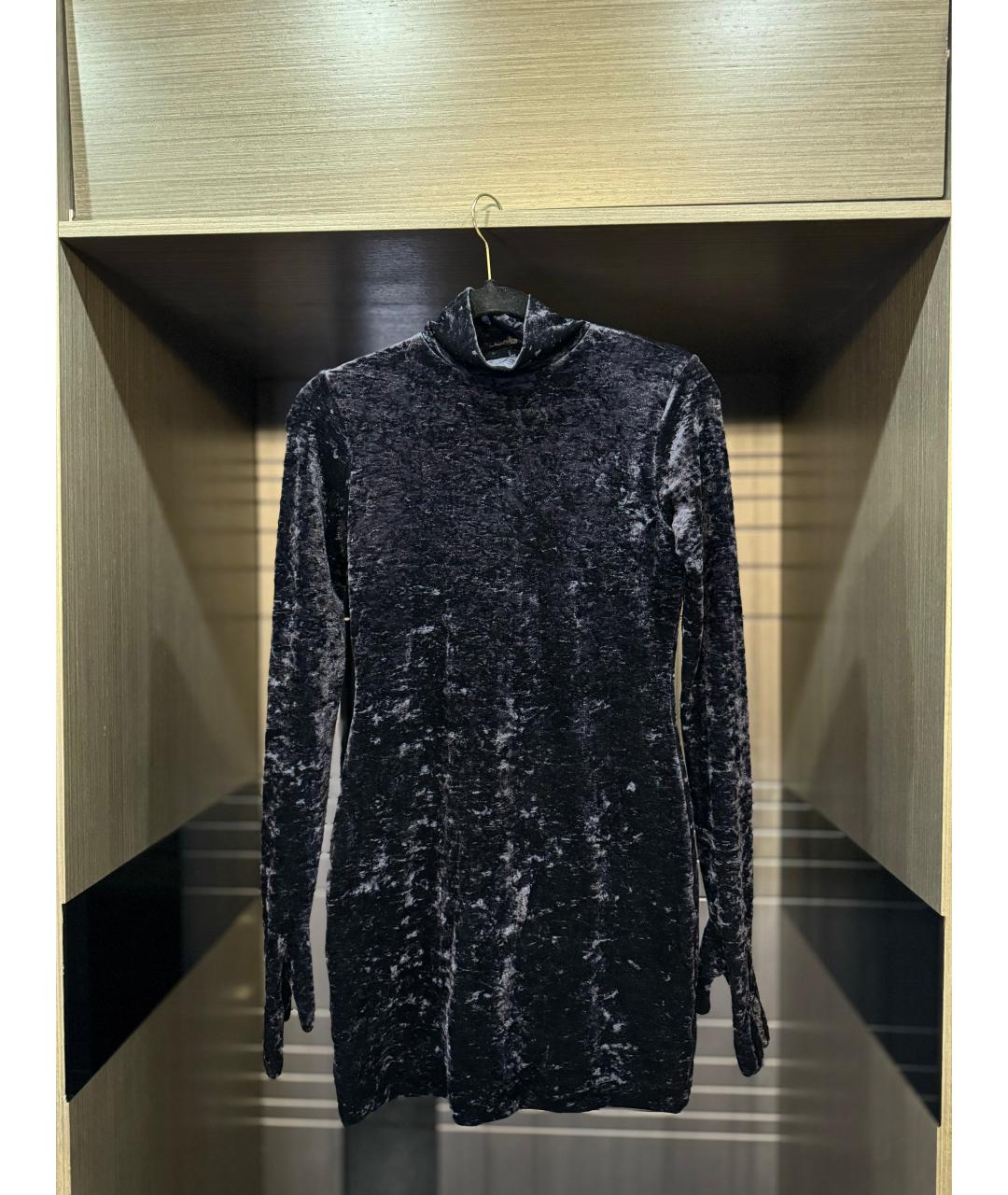 VETEMENTS Темно-синее велюровое коктейльное платье, фото 2