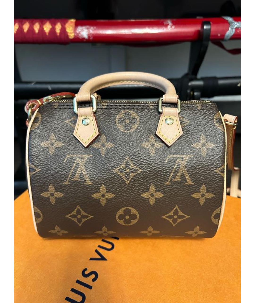 LOUIS VUITTON Коричневая сумка с короткими ручками, фото 7