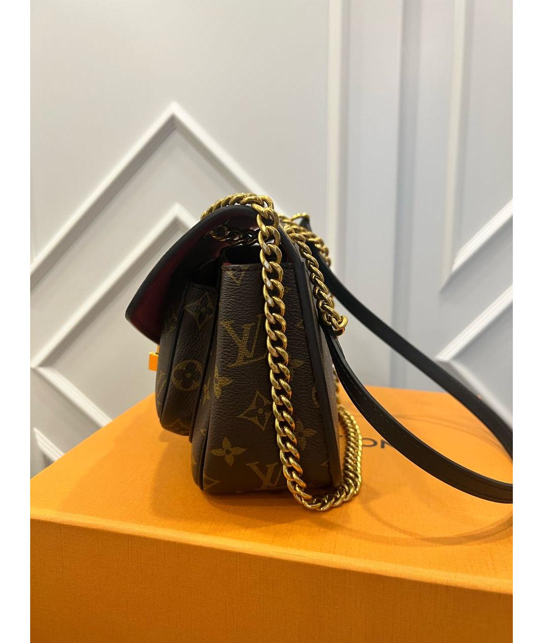 LOUIS VUITTON PRE-OWNED Коричневая кожаная сумка через плечо, фото 2