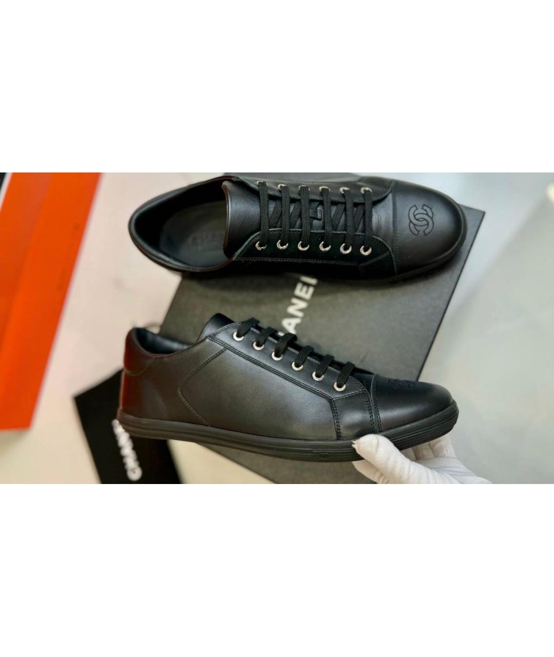 CHANEL PRE-OWNED Черные низкие кроссовки / кеды, фото 6