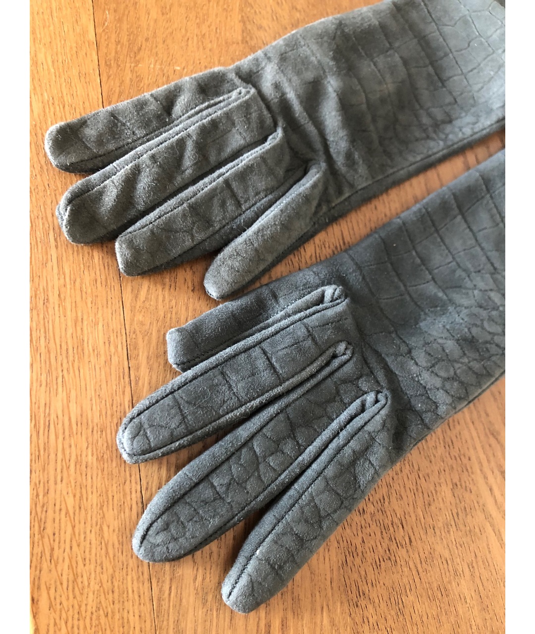 SAINT LAURENT Серые кожаные перчатки, фото 3