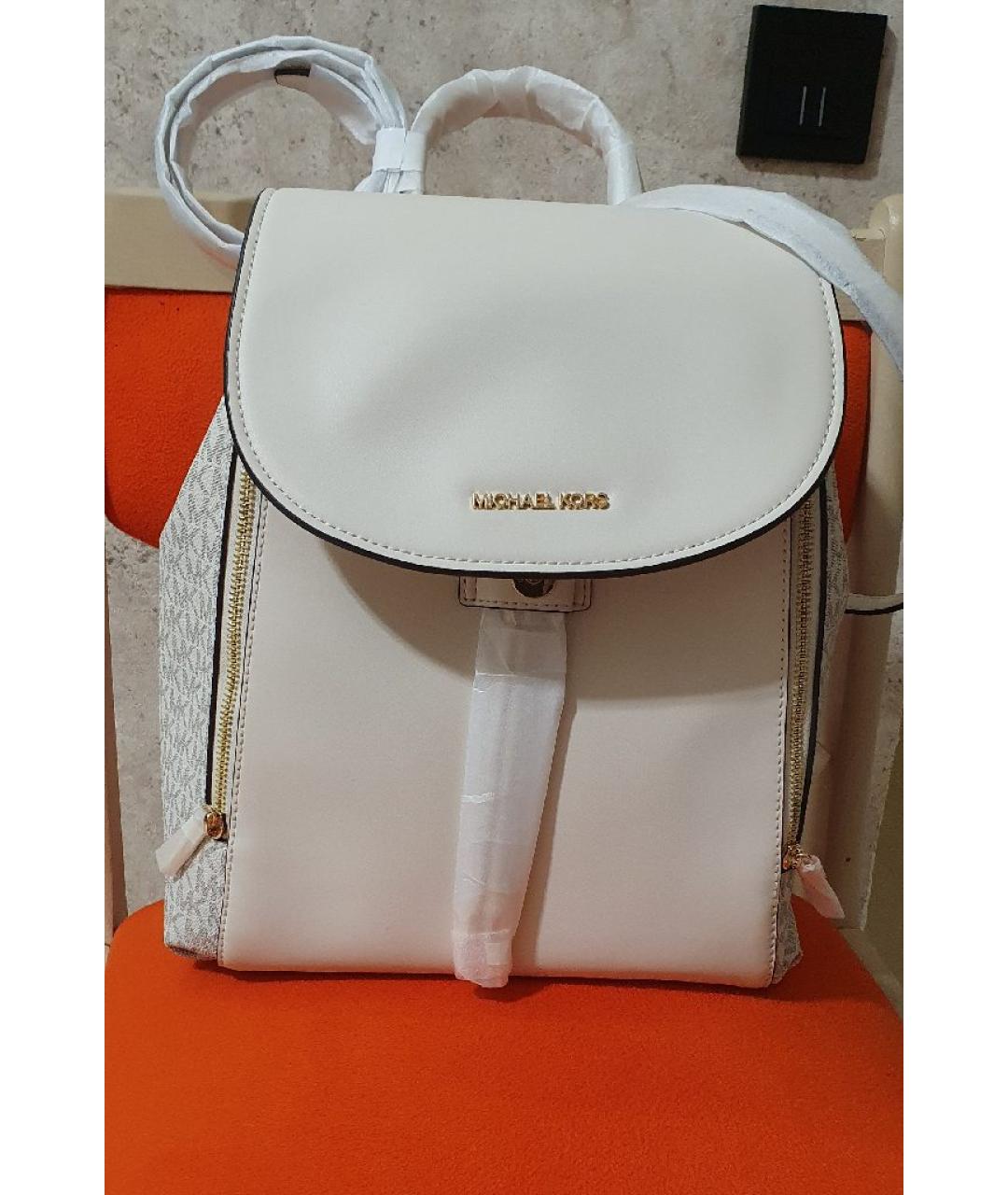 MICHAEL KORS Бежевый рюкзак из искусственной кожи, фото 9