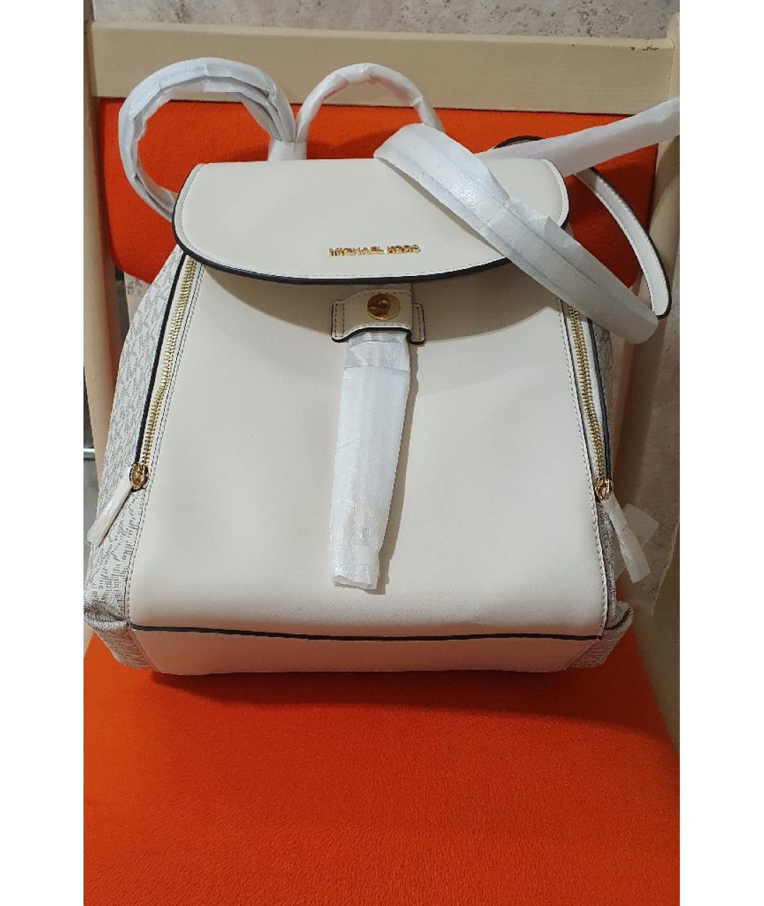 MICHAEL KORS Бежевый рюкзак из искусственной кожи, фото 8