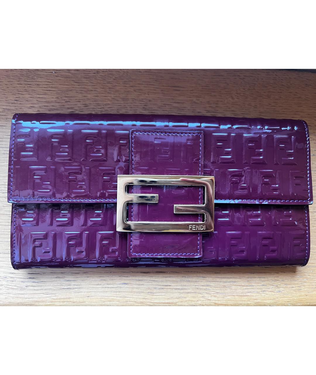 FENDI Фиолетовый кошелек из лакированной кожи, фото 5